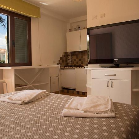 Ferienwohnung Monolocale Gallospot San Teodoro  Exterior foto