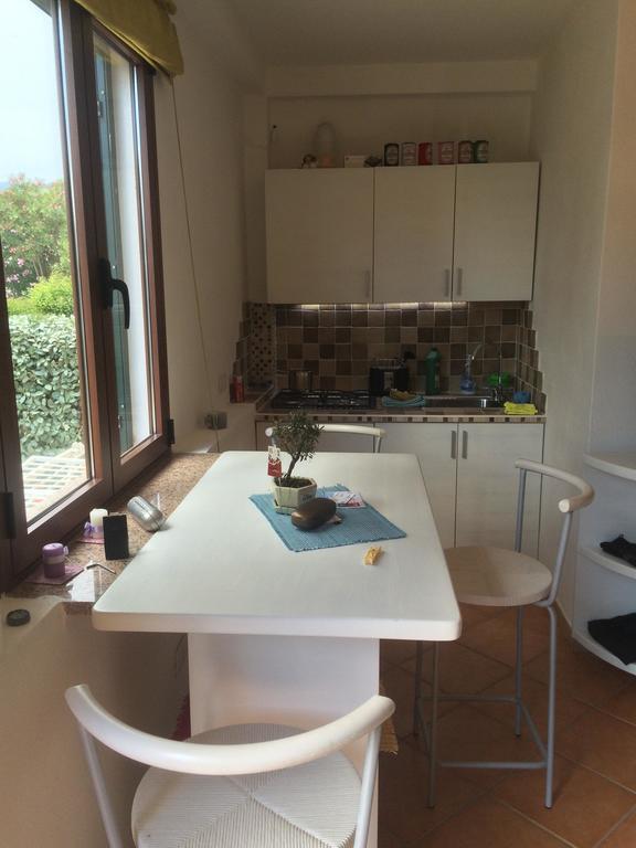 Ferienwohnung Monolocale Gallospot San Teodoro  Zimmer foto